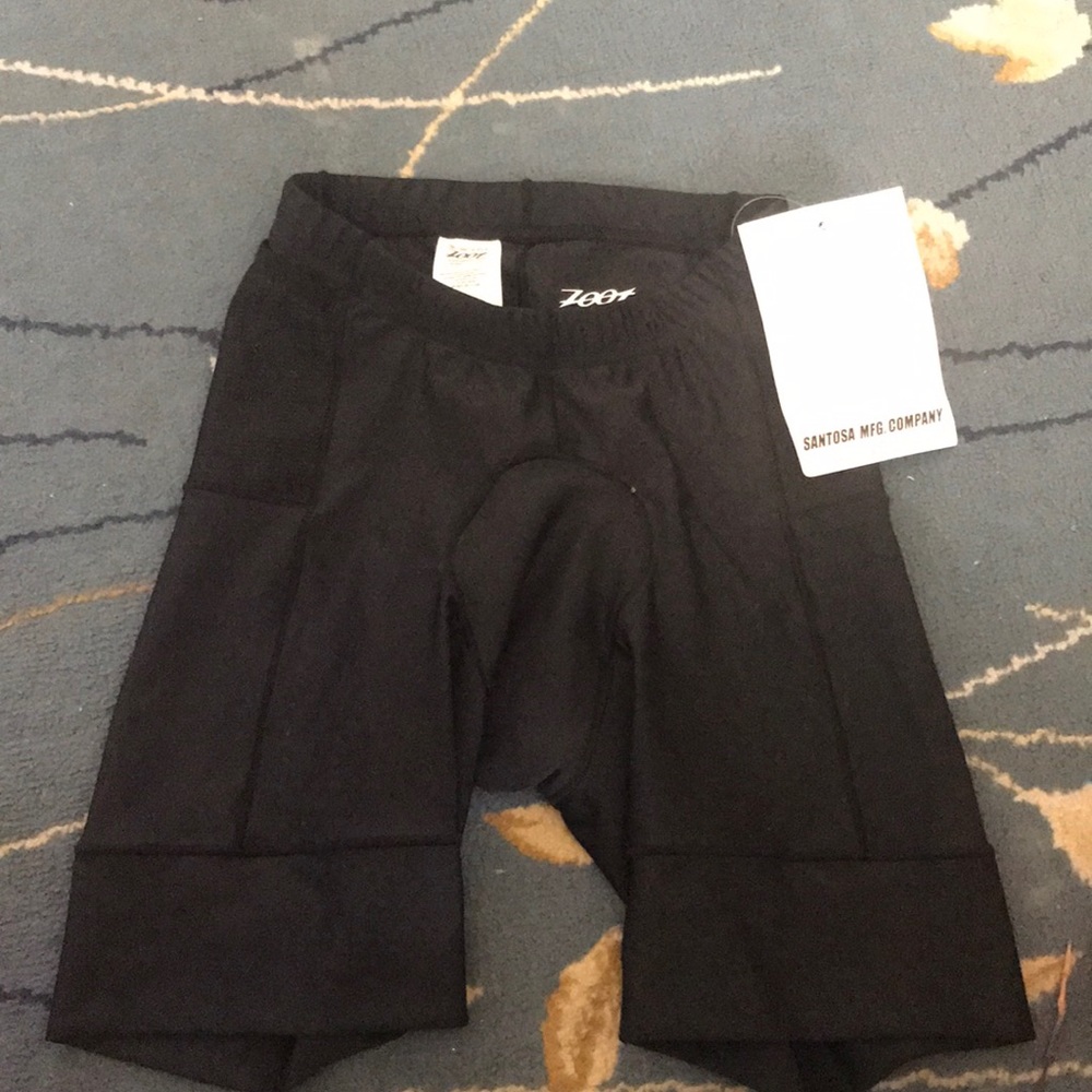 Zeet Active Tri 8” Short